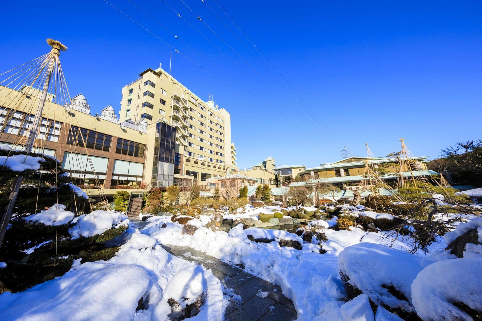 Hotel Kaneyamaen Fujiyoshida Zewnętrze zdjęcie